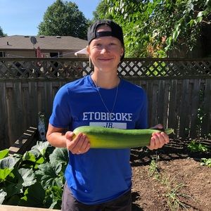 Meet your Posher, Daniella